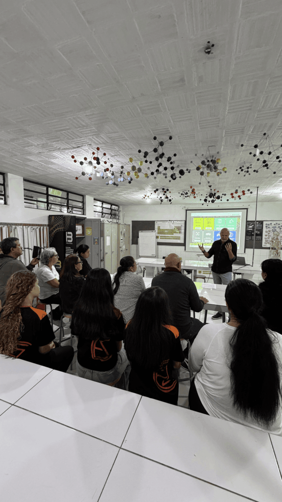 Instituto Estadual de Educação Dr. Caetano Munhoz da Rocha