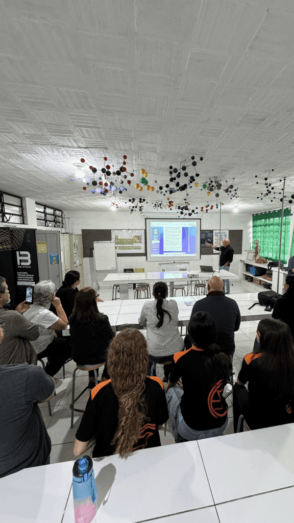 Instituto Estadual de Educação Dr. Caetano Munhoz da Rocha